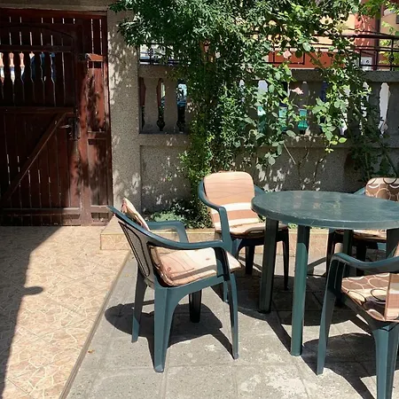 Apartment Апартамент Катлена